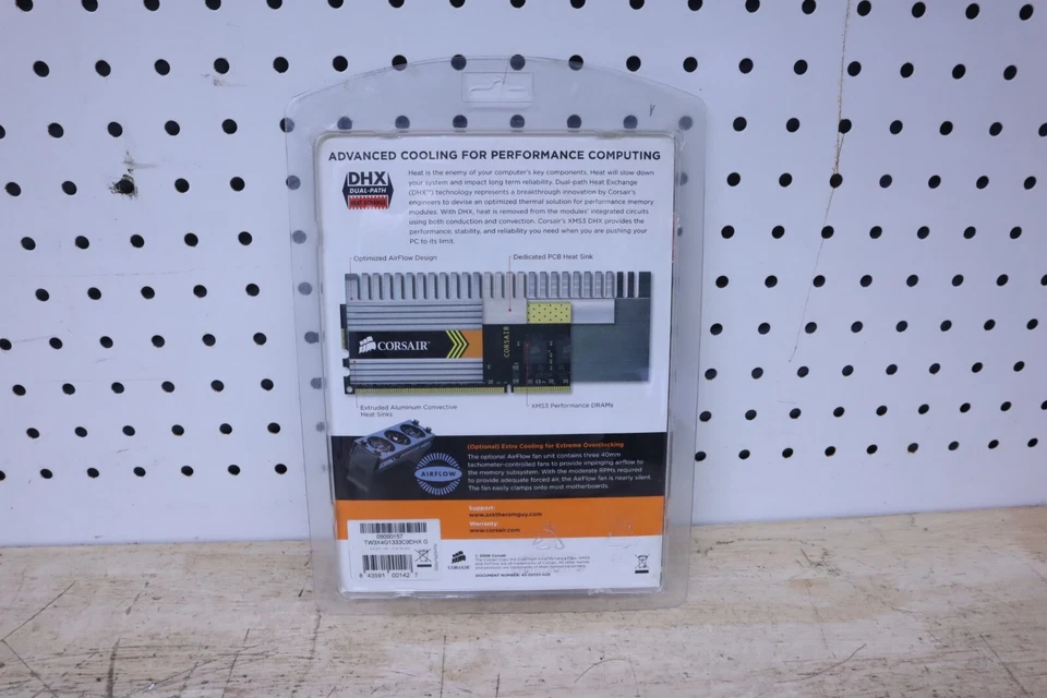 New NOS 4GB 2x2GB PC3-10666 CORSAIR CM3X2048-1333C9DHX DDR3 RAM Kit Modules CAS9 - Image 4 of 4