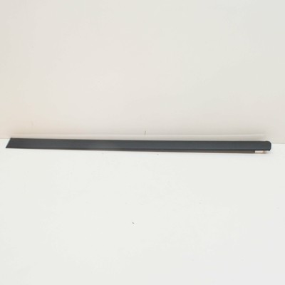OEM BMW 5 E28 FRONT LEFT DOOR MOULDING 51131871695 1871695 GENUINE  