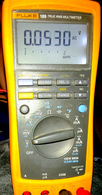 FLUKE 189 --TRUE RMS --INDUSTRIAL MULTIMETER WITH DATA LOGGER!
