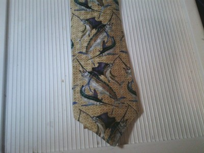 GUY HARVEY MENS TIE YELLOW W BLUE & GOLD W MARLIN FISH 100% SILK  USA