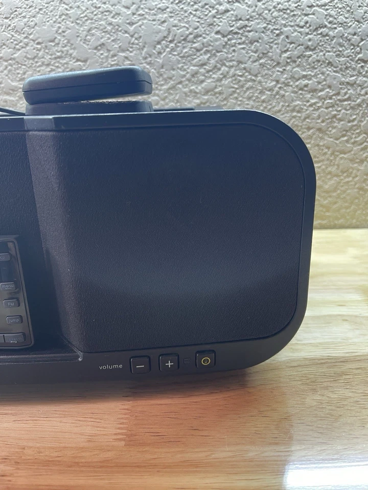 Cabezal y base boombox portátil Audiovox XMBB1 Sirius XM. Sin cable de alimentación Foto 4 de 4