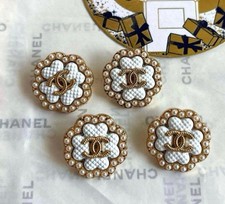 CHANEL vintage buttons clover pearl/gold/white logo 22mm set of 4