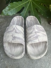 Men's Size 12.5US - Adidas Adilette 22 Slide Shoes