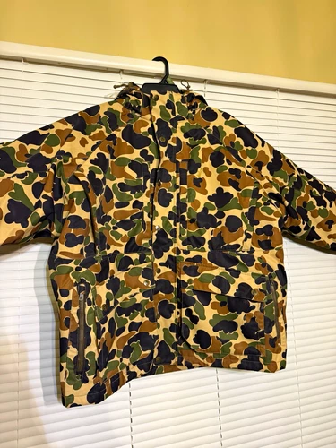 Avery Heritage Collection Men's XL Camouflage Insulated Hooded Jacket, Hunting video thumbnail