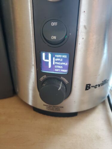 Breville Juicer Model BJE510XL Digital LED Fruit Veggie Extractor 5 speed 900 W - Picture 2 of 10