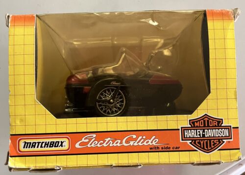 Diecast Harley Davidson Electra Glide Special Edition w/Side Car Matchbox #73310 - Picture 2 of 6