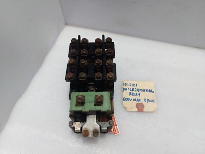 General Electric CR2810A 14AG Maschinenwerkzeugrelais 600V Max 8 Pol CR2810A14AG