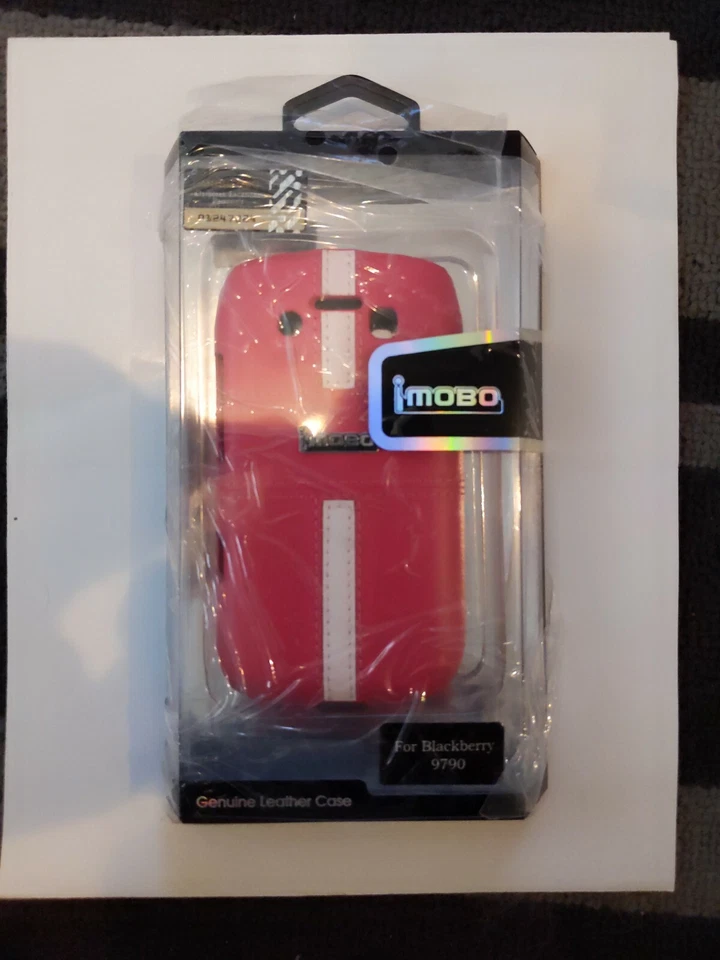 New snap on phone case cover For Blackberry Bold 9790 Pink plastic leather look - Image 4 of 4