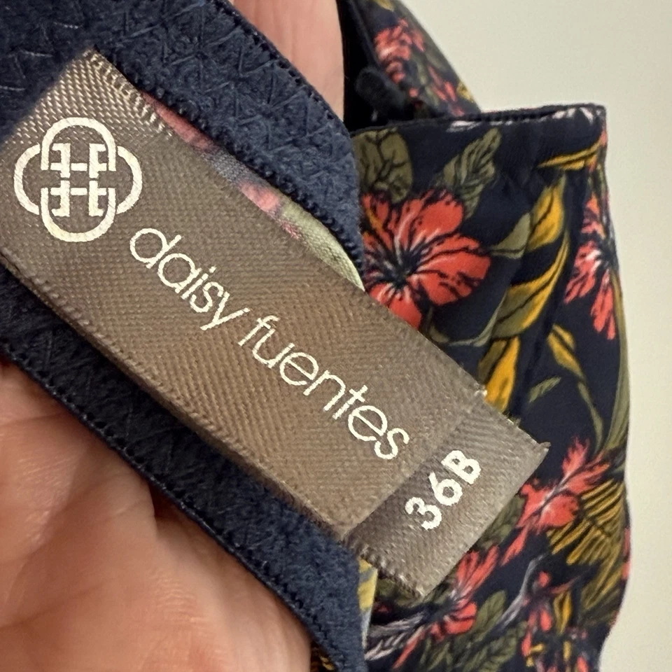 Daisy Fuentes T-Shirt Plunge Bra 36B Blue With Floral Pattern Fast Shipping - Image 3 of 4