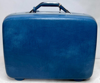 Vintage Samsonite Silhouette II Blue Hard Shell Suitcase Locking 21x17x8 W/ Key