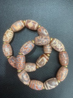 Two Tibetan Old Dragon Vein Agate Dzi 1 9Eyed Beads Prayer Bracelets
