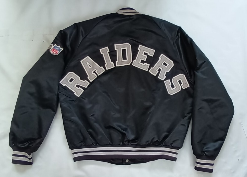 VINTAGE MADE IN USA!! CHALK LINE OAKLAND RAIDERS CLASSIC SATIN