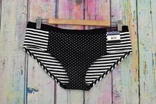 Women's NOBO No Boundaries Hipster Seamless Panties Stripe LARGE Black/White NEW
