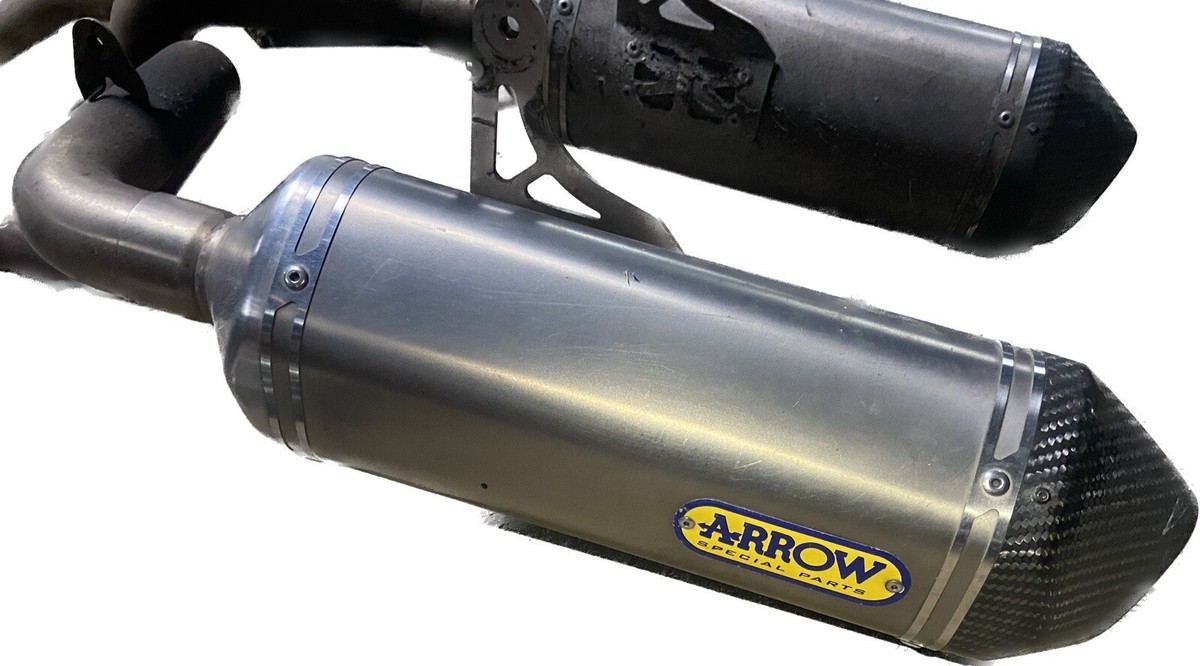 Silencieux ARROW Pour Triumph 1050 Speed Triple (2011-2015) - Occasion