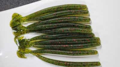 Magnum Vibe Worm 7.5'' (WATERMELON/RED FLK)  VIBE-TAIL (Soft) 10 Pac 
