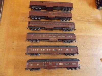 6 ATHEARN/ENGLISH'S MODEL RAILROAD SUPPLY PENNSYLVANIA COACHES. HO Gauge - Image 1 of 4