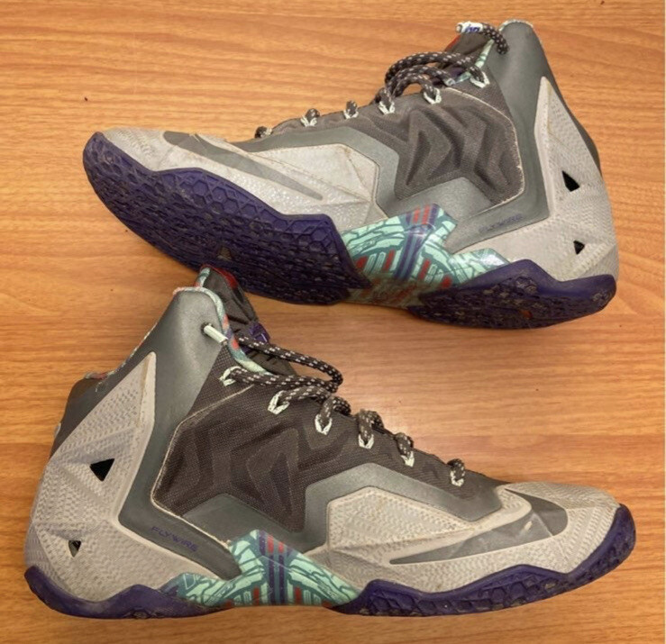Nike LeBron 11 XI Terracotta Warrior Grey Size 9 Sneakers Shoes