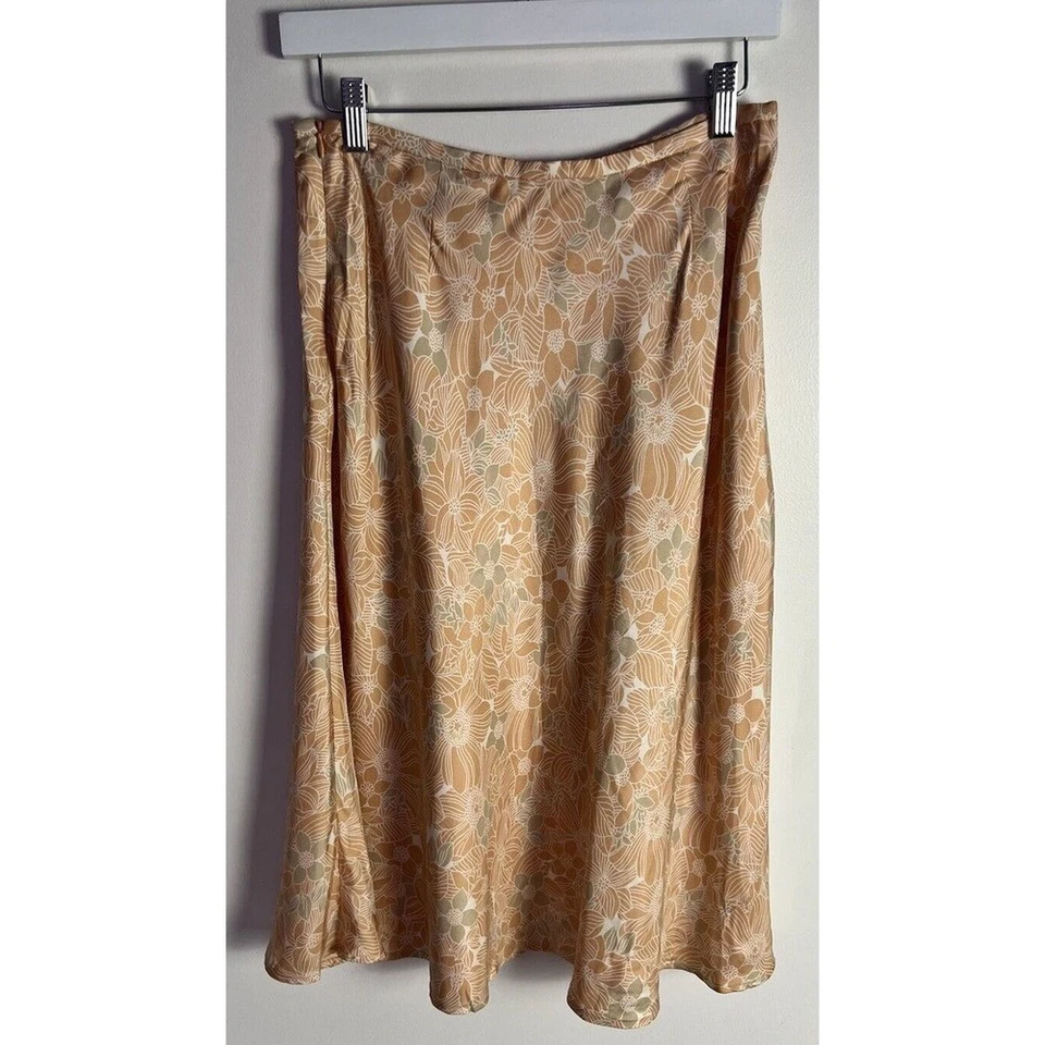Falda MIDI Kate Hill para mujer talla pequeña 8 calce y acampanada floral melocotón 100 % seda Foto 3 de 4