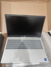 HP Laptop 15-FD0005CL FHD Intel Core i5-1334U, 8gb, 512GB, Windows 11, Silver