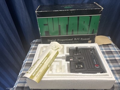 FUTABA Digital Proportional R/C System FP-2GS 2 Channel 2 Servos      S4