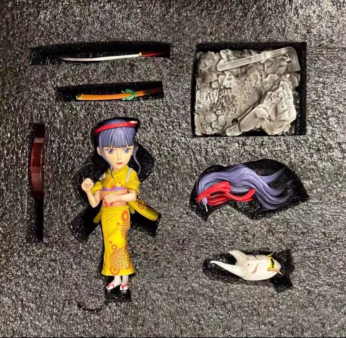 G5 Studio One Piece Nine Red Scabbards Kikunojo WCF Scale