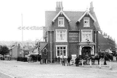 Xju-89 The Railway Hotel, Purley, London 1902. Foto
