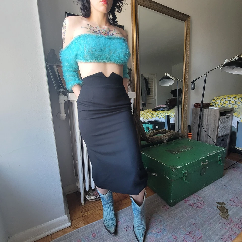 Byron Lars Vintage 90s Vampire Bite Wiggle Skirt Midi Black Wool Size 4 - Image 3 of 4