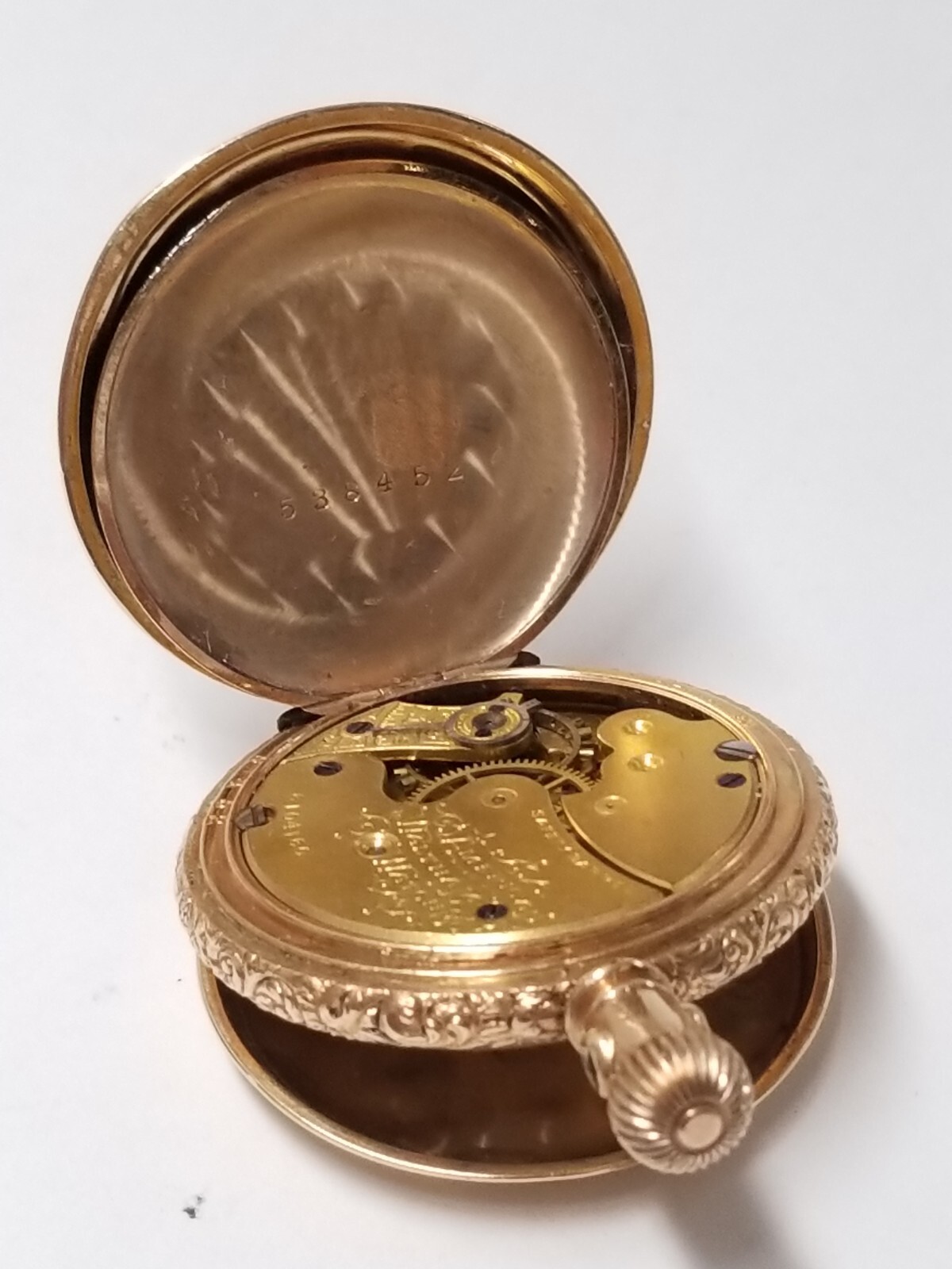 American Waltham Watch & Co. VTG Yellow Gold Pocket Watch 6104180 SEE