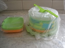New Tupperware Toys 4 Square Plates, Pie Server, Cake Taker Green