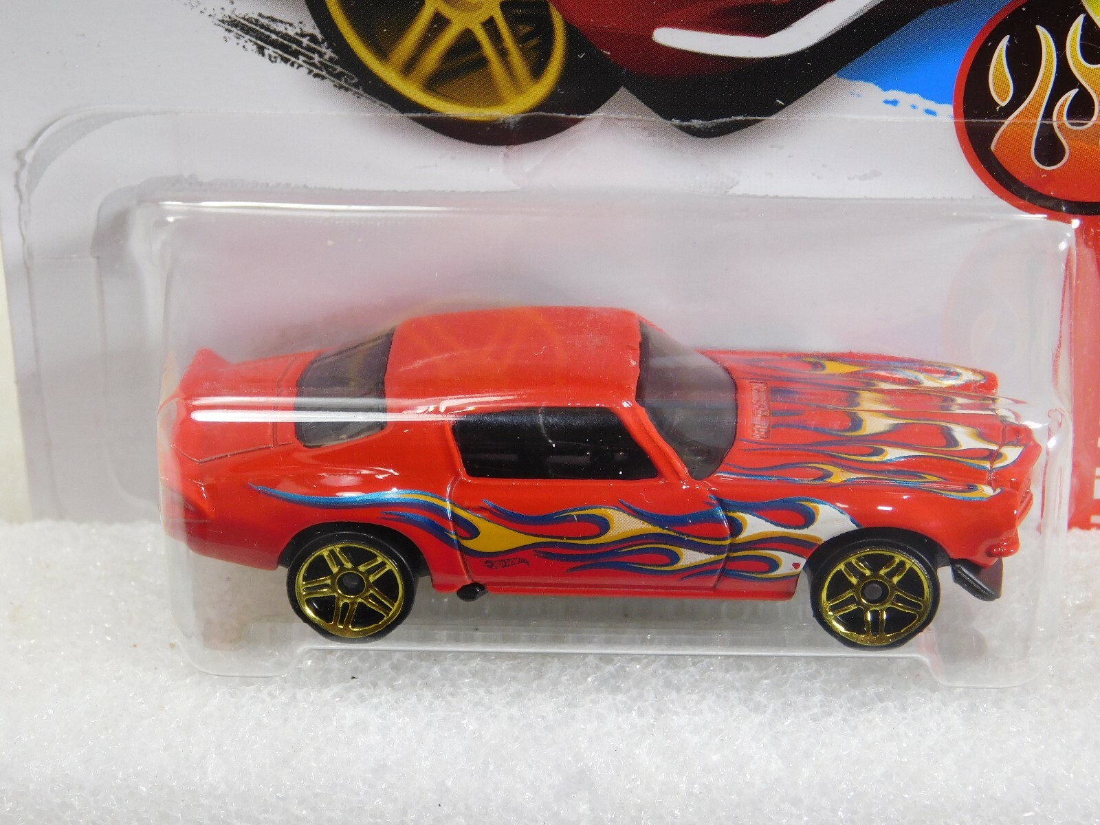 Hot Wheels 2016 '70 Camaro #98/250
