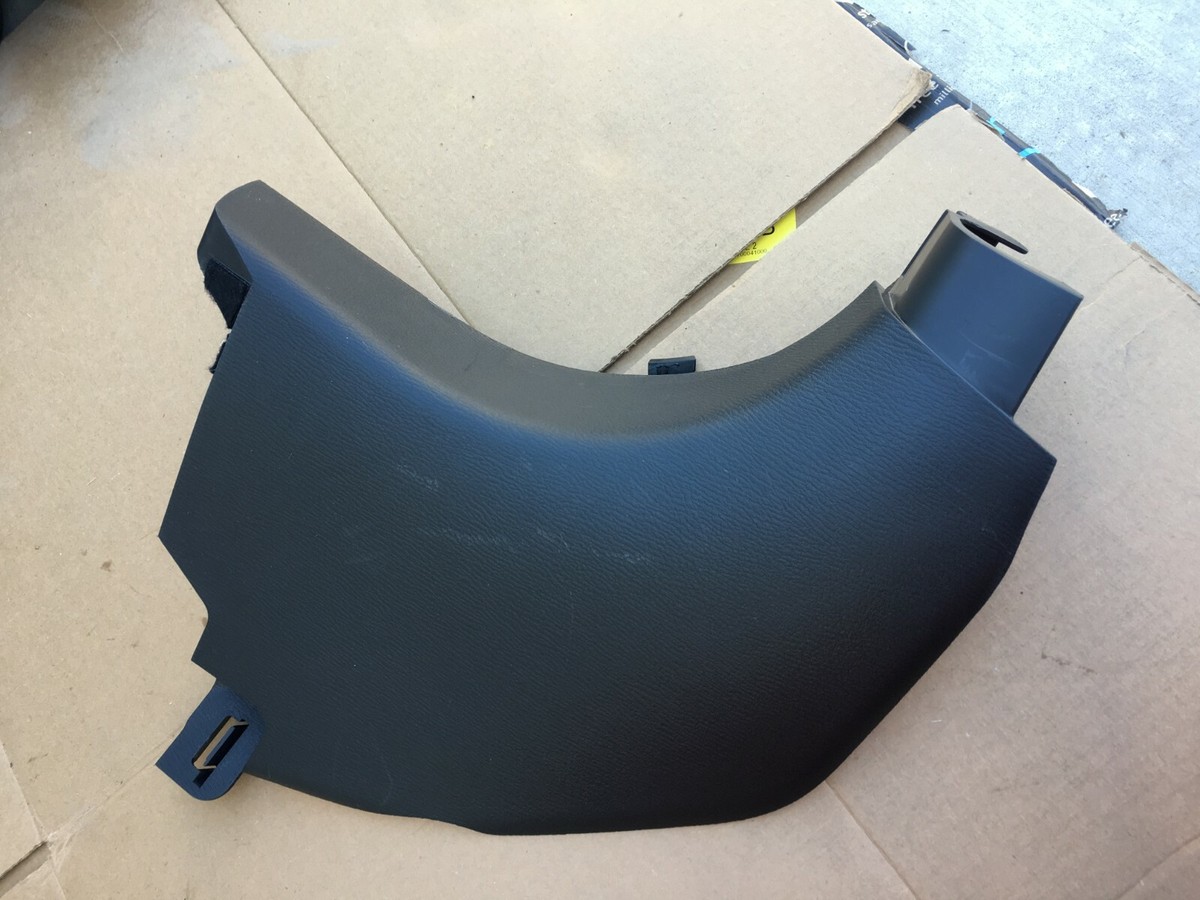 MAZDA CX-3 DK Front Right Interior Step Trim D09W-68370 2.00