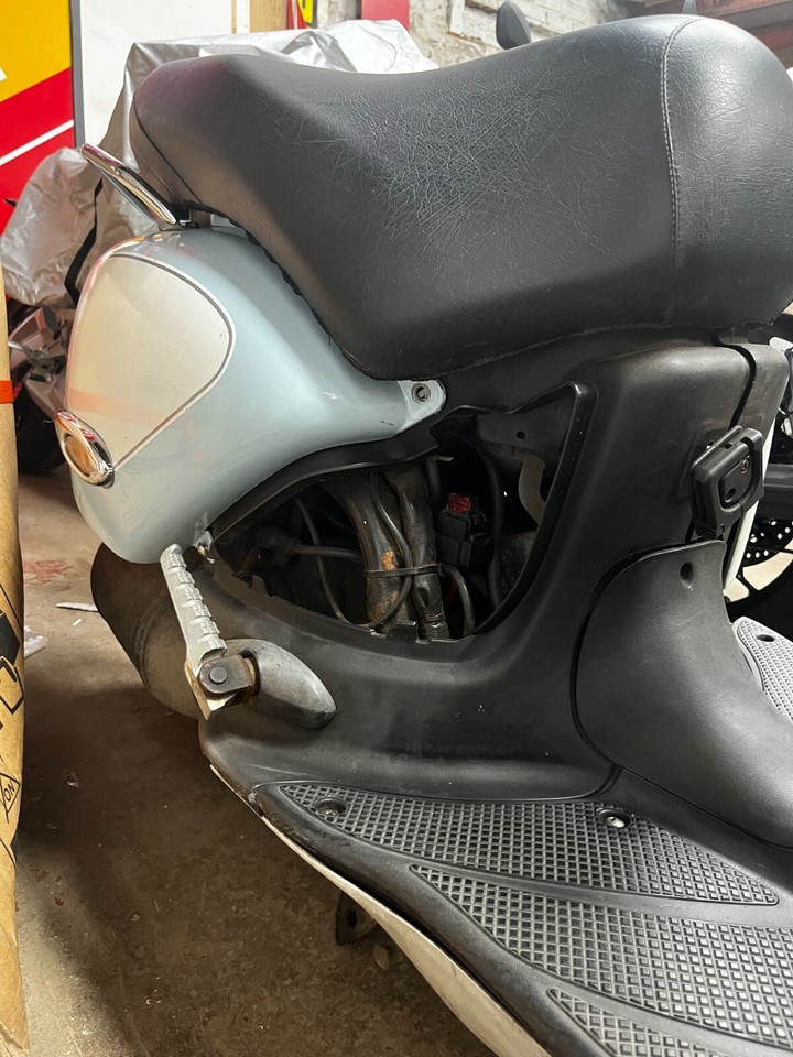 Faro Anteriore Per Aprilia Habana/Mojito Custom 125 - Ricambio, Codice 7950