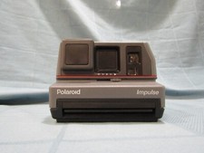 VINTAGE Polaroid Impulse Instant Camera Type 600 Film - Powers on 