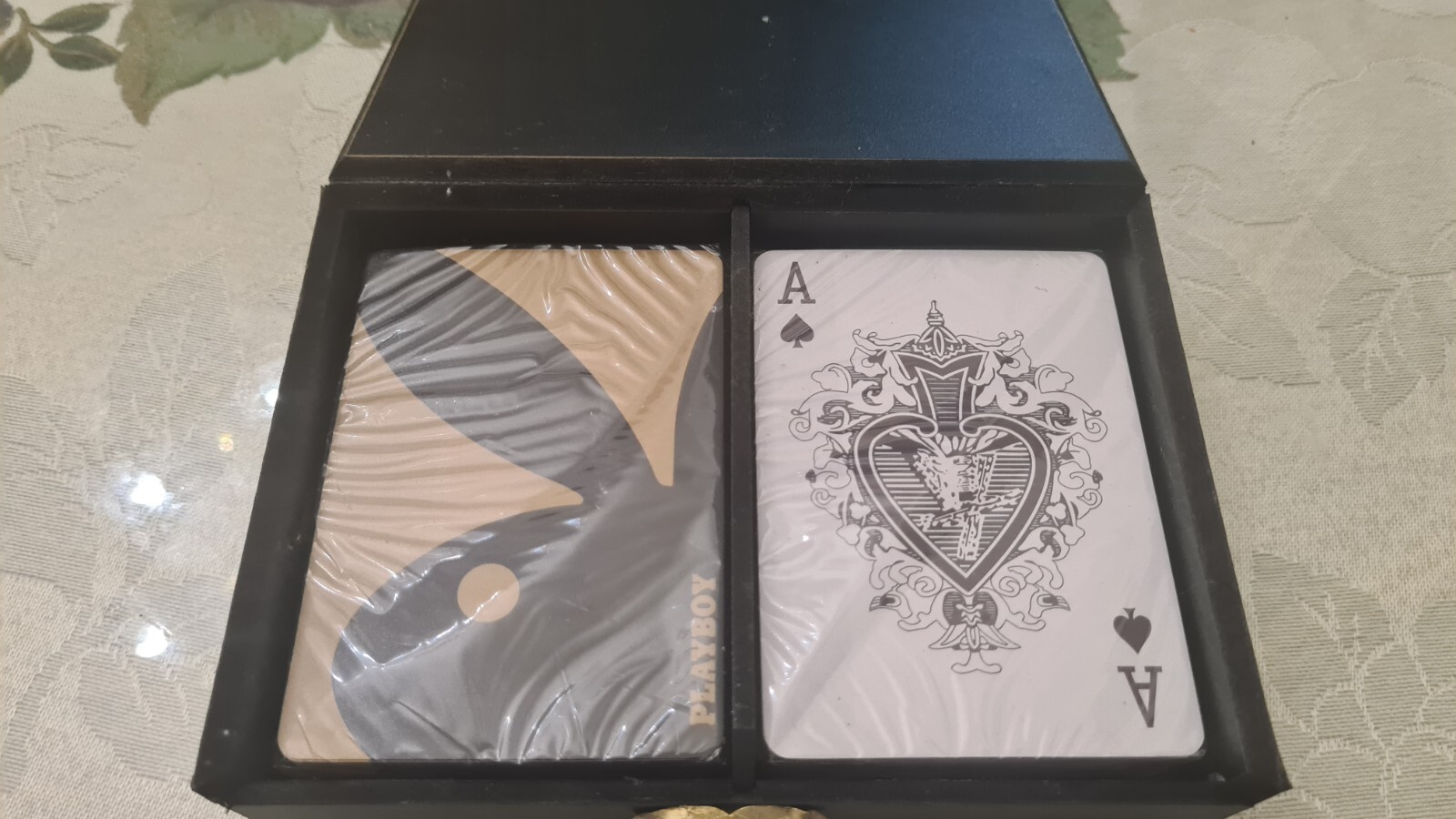 Picture 1 of 6