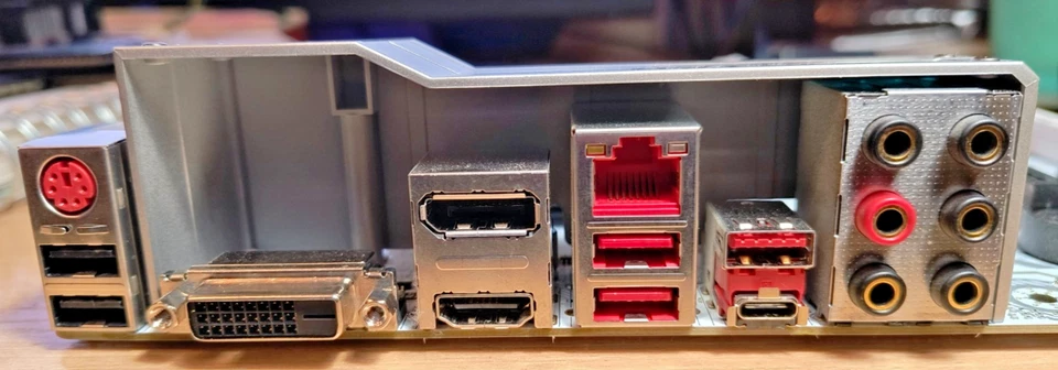 Placa base MSI H270M MORTAR ARCTIC lga 1151 - Imagen 3 de 3