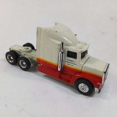 Flying J Ertl Peterbilt 377A/E Semi Truck 5''