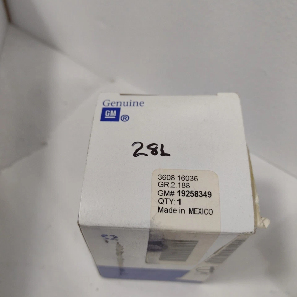 Cilindro de bloqueo de encendido genuino GM 2000-2005 Pontiac Oldsmobile Aurora 19258349 Foto 2 de 2