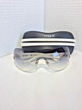Wonens Vogue Sunglasses With Case. Gradient Rimless Shield Lens VO2569S