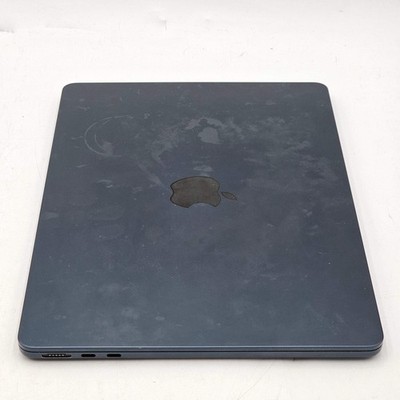 2022 Apple MacBook Air 13.6