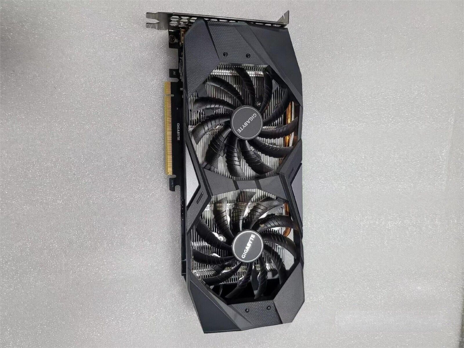 Cornwall Lår Sprog GIGABYTE GeForce RTX 2060 SUPER WINDFORCE OC 8G GDDR6 Graphics Card - Black  for sale online | eBay