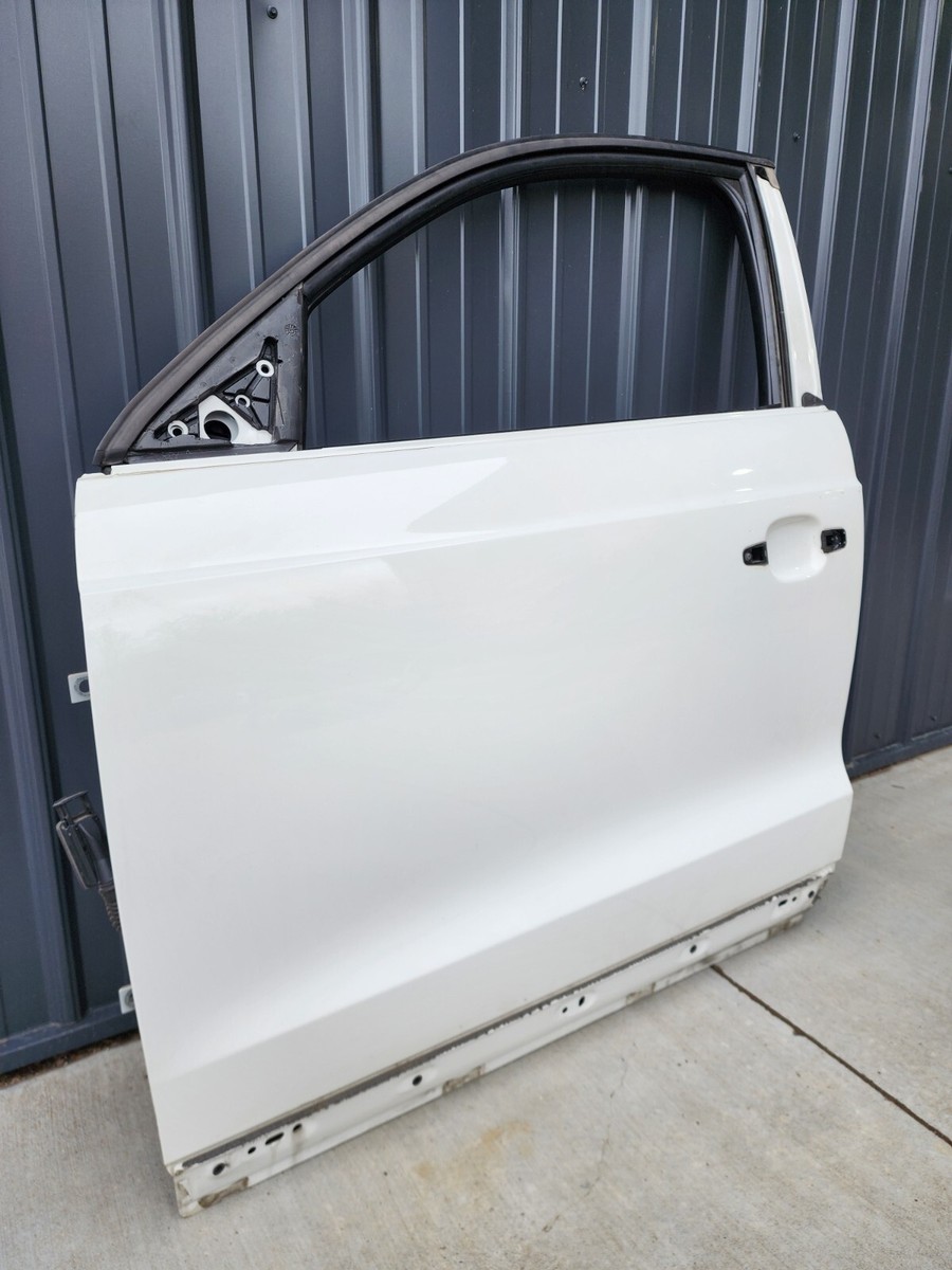 2015 2016 2017 2018 Audi Q3 Left Front Driver Door Shell Panel