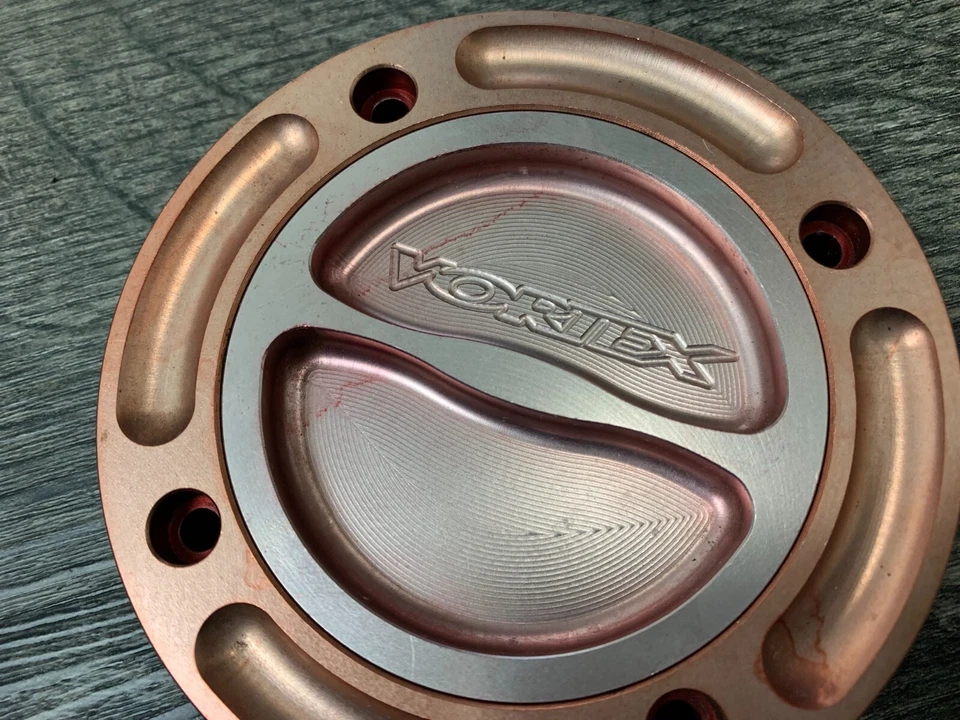 Tapa del tanque de gasolina Vortex sin llave para Suzuki GSXR750 GSXR600 GSXR1000 TL1000S * Foto 2 de 4