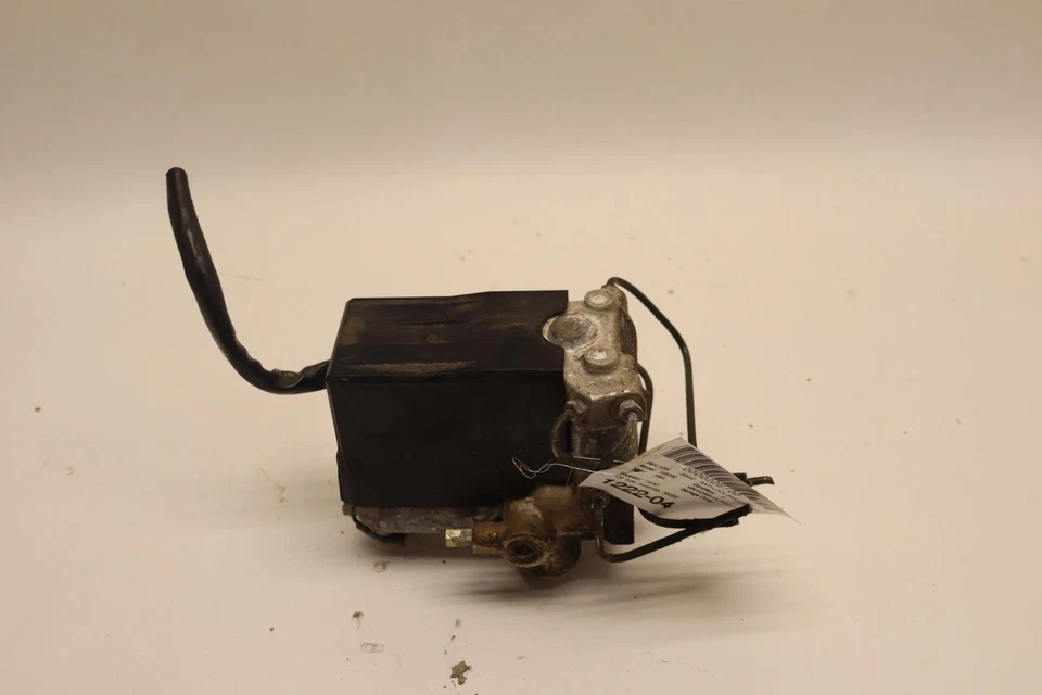 1983-1985 MERCEDES 380SL R107 126 TYPE ANTI LOCK ABS BRAKE PUMP MODULE OEM - Image 2 of 4