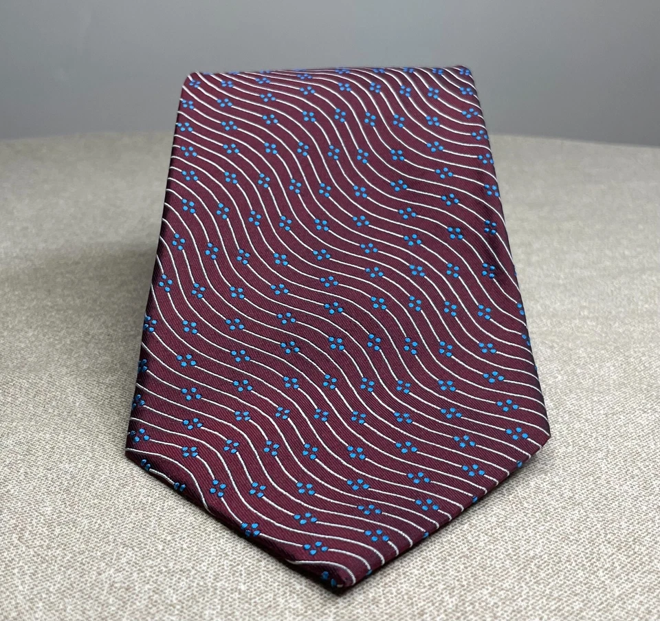 Paul Fredrick Tie Red w/ White Wavy Lines & Blue Dots 58"x4" 100% Italian Silk - Image 3 of 4