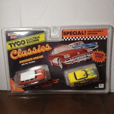 TYCO CLASSICS TWIN PACK '55 NOMAD/'57 CHEVY MAGNUM 440X2 WITH TEC TRACTION NEW