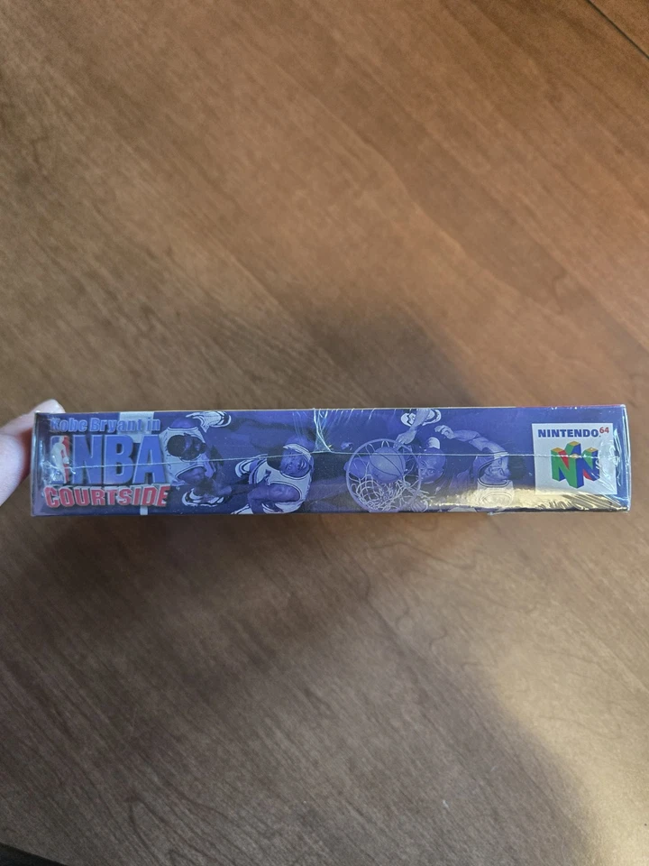 Kobe Bryant in NBA Courtside Nintendo 64 N64 1998 FACTORY SEALED NEW IN BOX - Image 4 of 4