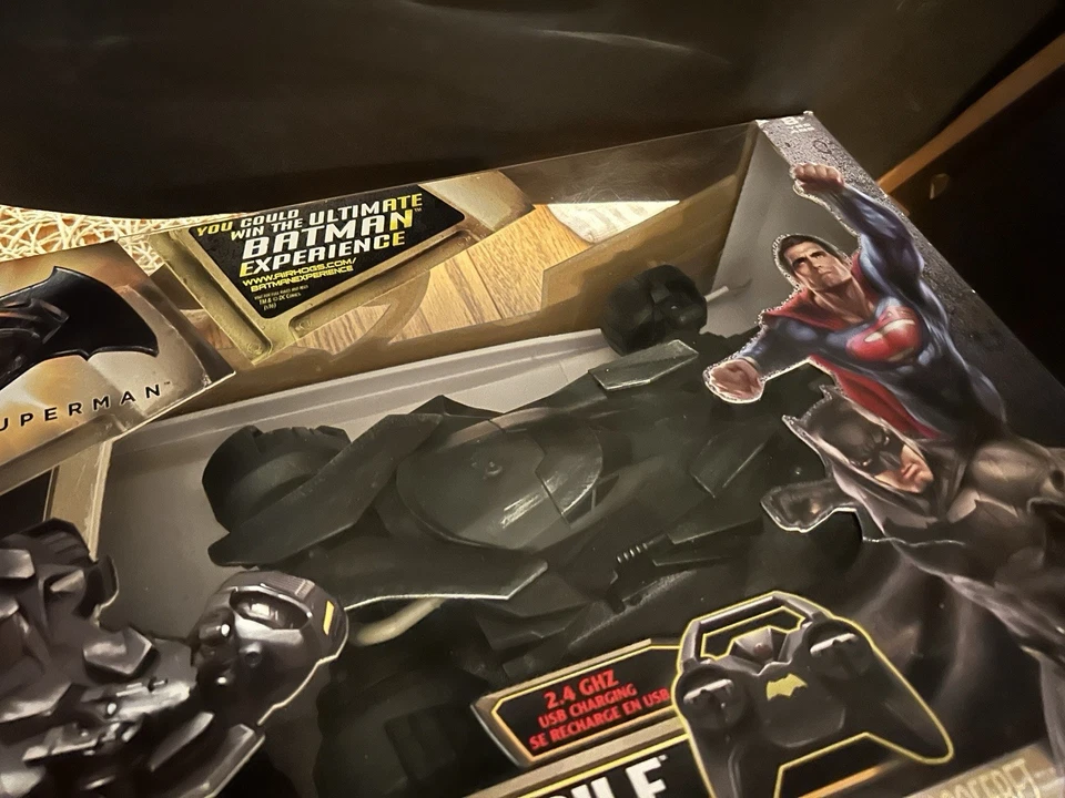 Air Hogs RC Batmobile Batman Vs Superman - Image 4 of 4