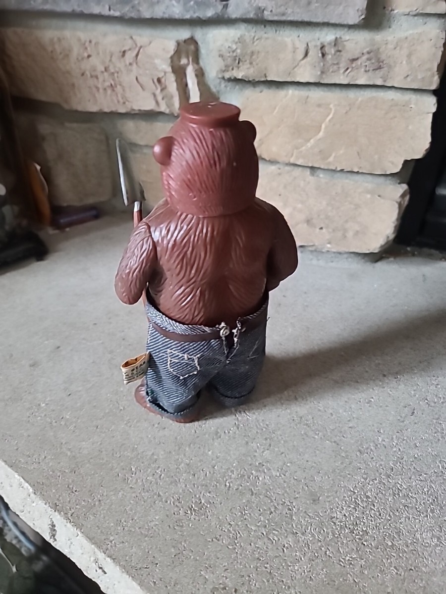VINTAGE R. DAKIN & CO SMOKEY THE BEAR 5 1/4