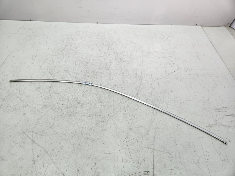 ✅ 03-08 OEM Jaguar S-Type X200 Puerta delantera derecha pasajero ventana moldura cromada Foto 2 de 4