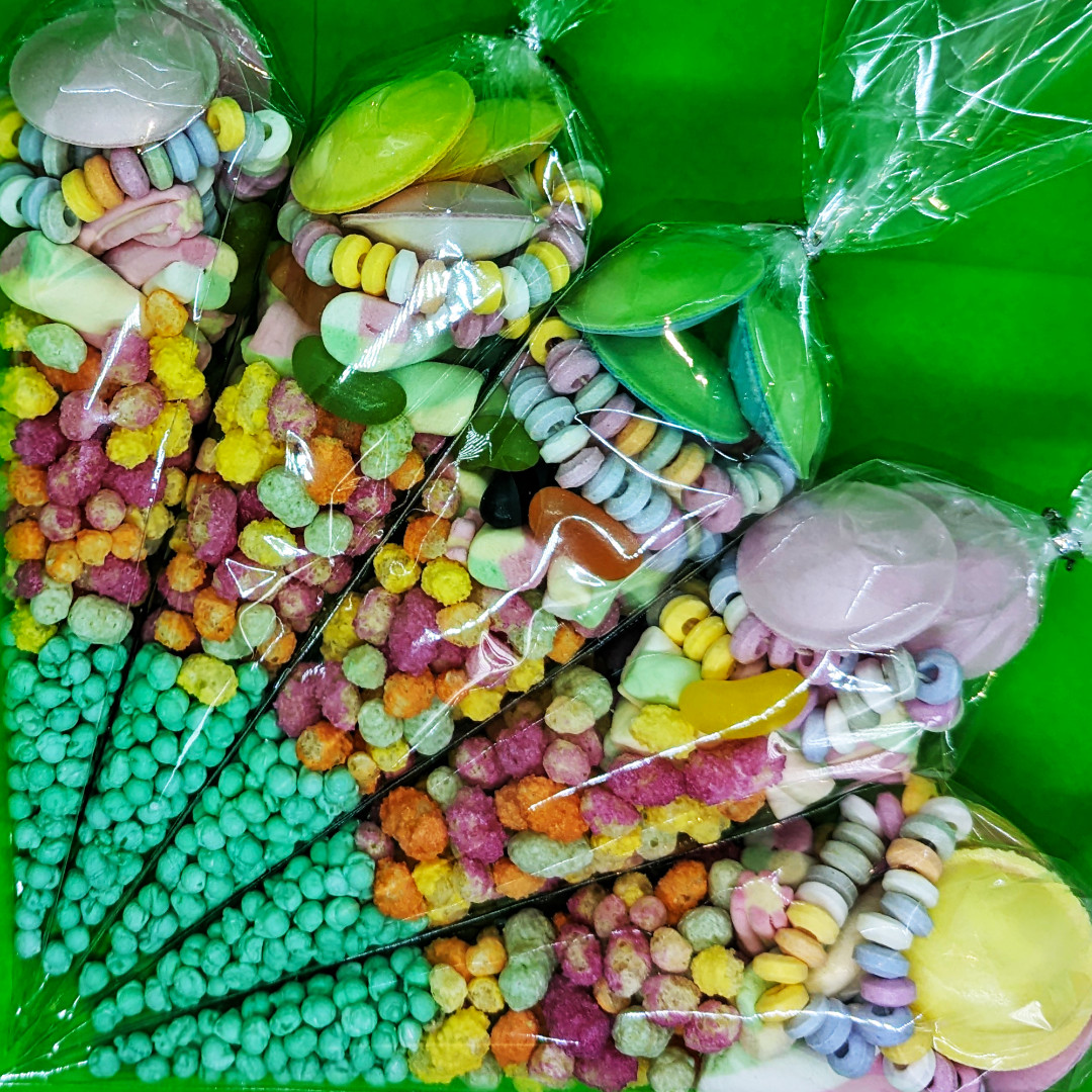 Bolsos de fiesta personalizados precargados conos dulces para niños grandes favoritos de cumpleaños rápido